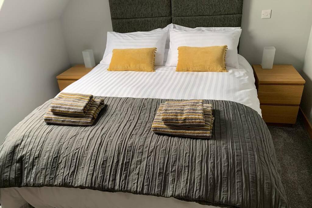The Nest - Near Inverness & Loch Ness Apartment Bagian luar foto